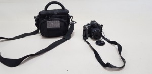 1 X KODAK EASYSHARE P880B WITH A SCHMEIDER 24-140MM LENS COMES WITH CAMERA CASE - COMES WITH BATTERY