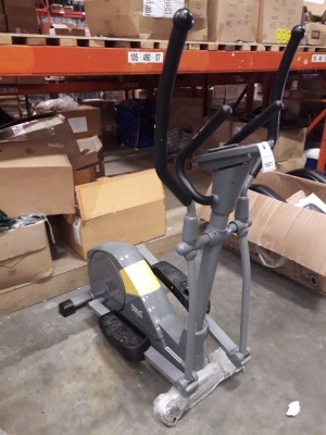 1 X EVERLAST PREMIUM CROSS TRAINER WITH A 7KG FLYWHEEL TO ENSURE SMOOTH DRIVE AND 16 LEVELS OF RESISTANCE ( PRODUCT CODE 760093) -FULLY WORKING ORDER - PLEASE NOTE THIS IS CUSTOMER RETURN