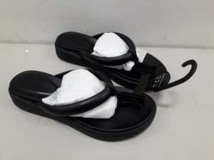 11 X BRAND NEW TOPSHOP PHARO BLACK SANDALS UK SIZE 4 RRP £25.99 (TOTAL RRP £285.89)