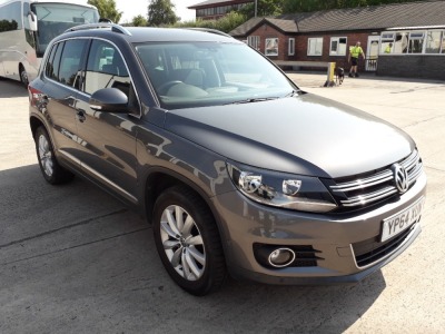 GREY VOLKS WAGON TIGUAN MATCH TDI BMT 4MOT. ( DIESEL ) Reg : YP64XUN Mileage : 43,116 Details: FIRST REGISTERED 4/12/2014 1968CC 1 KEY NO V5, MOT UNTIL 18/11/2022 SAT NAV, CLIMATE CONTROL, CRUISE CONTROL AUTO LIGHTS