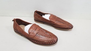 15 X BRAND NEW BURTON MENSWEAR TAN MAGUIRE SHOES SIZE 45/11 RRP £35.00 (TOTAL RRP £525.00)