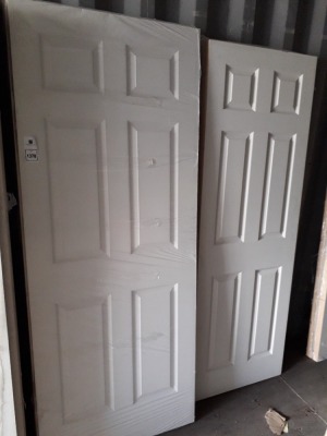 6 X BRAND NEW INTERNAL DOOR LOT TO INCLUDE 3 X 6 PANEL GRAINED WHITE INTERNAL DOOR (3.5 CM X 81 CM X 204 CM) AND 3 X 6 PANEL GRAINED WHITE INTERNAL DOOR (3.5 CM X 68.5 CM X 198 CM)