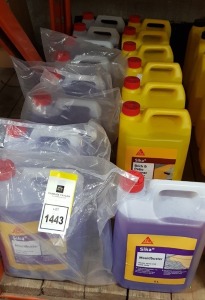 15 X MIXED LOT TO INCLUDE 9 X BRAND NEW SILKA MOULD BUSTER DILUTE SPRAY AND WALK AWAY , AND 6 X BRAND NEW SILKA BRICK AND PATIO CLEANER POWERFULL ACID BASED CLEANER