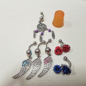 APPROX 500 X BRAND NEW BELLY RING/BARS IN VARIOUS STYLES