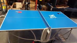 1 X CARLTON GT2000 PING PONG TABLE WITH NET (NOTE: THIS IS A CUSTOMER RETURN TO STORE)