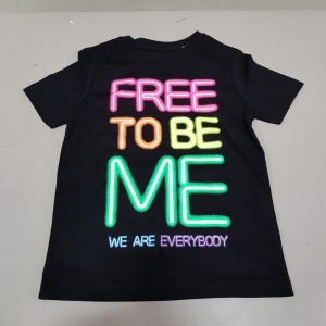 40 X BRAND NEW FREE TO BE ME T SHIRTS IN VARIOUS KIDS SIZES