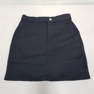 30 X BRAND NEW TOPSHOP BLACK DENIM SKIRTS IN SIZE UK 8 RRP-£25.00PP TOTAL RRP-£750.00