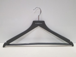 2000 X BRAND NEW FLANNELS HANGERS