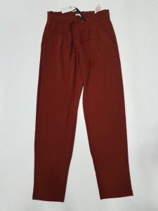 40 X BRAND NEW JACQUELINE DE YONG SMOKED PAPRICA PANTS SIZE MEDIUM RRP £18.00 (TOTAL RRP £720.00)