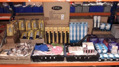 FULL BAY MIXED LOT CONTAINING DEFENDER TRAILING SOCKETS , AA CATCH IT CAR SEAT GAP FILLER , LED SMART CABINET LIGHTS , POLYCHROME LIGHT , USB PRINTER CABLE , SMART LIGHT TORCH , MINNIONS FIGURES ETC