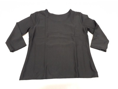 25 X BRAND NEW SPANX 3/4 BOATNECK TOP ALL IN JET BLACK IN ( L)