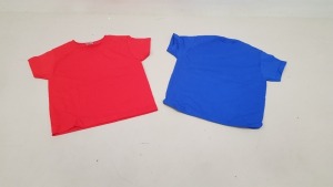 100 X BRAND NEW MIXED COLOUR FRUIT OF THE LOOM T-SHIRTS TO INCLUDE 50 X BLUE T-SHIRTS AND 50 X RED T-SHIRTS ALL IN SIZE 2-3 YRS - COMES IN 2 TRAYS