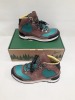 1 X BRAND NEW DANNER GORE-TEX WATERPROOF BREATHABLE LINING DUAL ENSITY MIDSOLE VIBRAM OVERLOOK OUTSOLE WITH MEGAGRIP IN DARK EARTH UK SIZE 10