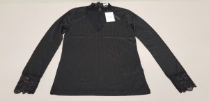 50 X BRAND NEW JACQUELINE DE YONG HIGH NECK TOPS SIZE MEDIUM RRP £16.00 (TOTAL RRP £400.00) - COMES IN 2 TRAYS (NOT INCLUDED)