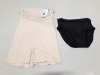 17 PIECE SPANX LOT CONTAINING 8 X GLAM HIGH-WAIST GIRL SHORTS IN NUDE COLOUR ( SIZE 3X ) RRP $ 46.00 PP TOTAL $368 AND 9 X BRAND NEW SPANX FULL COVERAGE BOTTOMS IN JET BLACK ( SIZE M ) RRP $ 29.99 TOTAL RRP $269.91 TOTAL LOT RRP$ 637 .91
