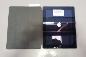 APPLE IPAD TABLET 64 GB STORAGE WITH CHARGER AND CASE