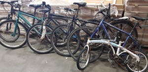 MIXED TRADE LOT OF 6 BIKES CONTAINING MERIDA 650 BIKE , REFLEX FREE CLIMB 26 BIKE , GIANT BIKE , PROTEAM FOLDING BIKE , TREK 7.2 BIKE , APOLLO COSMO BIKE