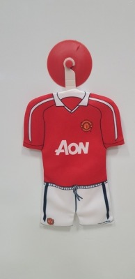 600 X BRAND NEW MANCHESTER UNITED OFFICIAL MERCHANDISE MINI KIT WITH SUCTION PAD - COMES IN 3 BOXES