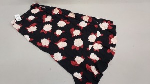 21 X BREAND NEW MISS SELFRIDGE FLOWER DETAILED SKIRTS UK SIZE 6 RRP £32.00 (TOTAL RRP £672.00)