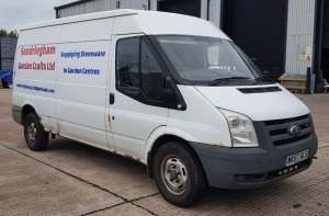 WHITE FORD TRANSIT 115 T350L RWD. ( DIESEL ) Reg : WK57XLS, Mileage : 179087 Details: FIRST REGISTERED 24/9/2007 2402CC PANEL VAN MOT UNTIL 30/1/2023 HAS V5 KEY