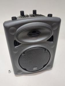 1 X BRAND NEW QTX QR-8K 80W ACTIVE POWERED PA / STUDIO SPEAKER