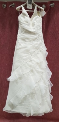 1 X PRONOVIAS WEDDING DRESS SIZE 14