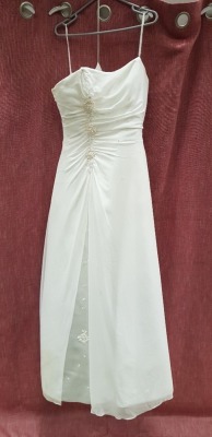 1 X JUSTINE WEDDING DRESS SIZE 16