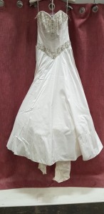 1 X HOLLYWOOD DREAMS WEDDING DRESS SIZE 14