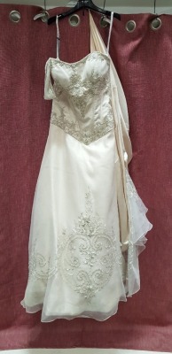 1 X ALFRED ANGELO WEDDING DRESS SIZE 14