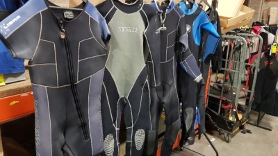 10 X SCUBA DIVING LONG LEG WET SUITS I.E STORM, DELTA FLEX AND EYE OF THE STORM IN VARIOUS SIZES (EX-HIRE)