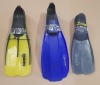 10 X SCUBA DIVING FINS IE UNI DIVE, MARES AND BEAVER IN VARIOUS COLOURS AND SIZES (EX-HIRE)