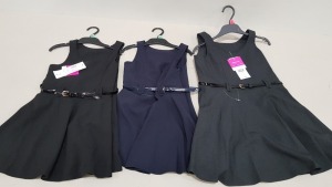 36 X BRAND NEW F&F GIRLS REGULAR FIT PINAFORES IN GREY AND BLACK IN VARIOUS SIZES TO INCLUDE (3-4YRS , 6-7YRS,9-10YRS)