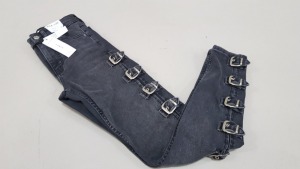 14 X BRAND NEW TOPSHOP JAMIE, HIGH WAISTED SKINNY JEANS IN CHARCOAL - SIZE W24 X L32 RRP £65.00pp