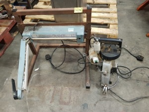 2 X MIXED LOT CONTAINING NEWLONG NP-71 PORTABLE BAG STITCHER AND 1 X PLASTIC SEALING MACHINE WITH METAL STAND