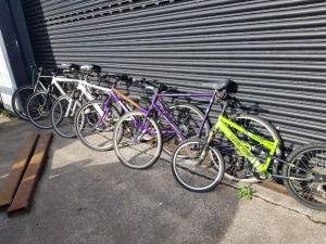 TRADE LOT OF 6 ASSORTED BIKES IE, CLAUDE BUTLER, THUNDER RIDGE, APOLLO JEWEL, HURRICANE, RALEIGH ASCENDER, APOLLO XPANDER