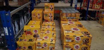 300+ PIECE ASSORTED DOG FOOD LOT TO INCLUDE PEDIGREE JELLY CHUNKS IN CHICKEN /LAMB/ BEEF - 385 G TINS , PEDIGREE CHUNKS IN LOAF -400G TINS , PEDIGREE MIXED SELECTION PACKETS -100G AND PEDIGREE PUPPY CHUNKS IN JELLY MIXED SELECTION - 400G TINS - IN HA