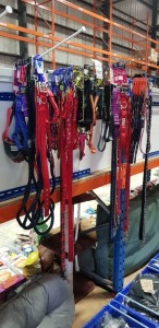 73 X BRAND NEW DOG COLLAR AND LEASHES TO INCLUDE ANCOL COLLARS , ANIMAL INSTINCTS FLASHING SAFETY LEAD , DOODLEBONE DOG COLLAR , AMIGO HORSEWEAR DOG COLLARS , WALKING MATE LED COLLAR , ALL IN VARIOUS STYLES AND SIZES ( MINIMUM RRP £ 5.79 00 - SOME ITEMS 