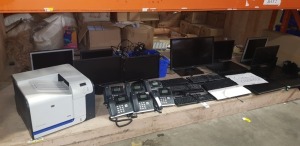 32 PIECE TECH LOT CONTAINING 13 X MONITORS TO INCLUDE SAMSUNG / BENQ / ACER / DELL / LG AND AOC , 1 X HP COLOR LASERJET (CP3525DN) , 6 X YEALINK OFFICE TELEPHONES , AND VARIOUS KEYBOARDS TO INCLUDE ACER , HP , TRUST, SANDSTROM - 1 TRAY OF ASSORTED CABL