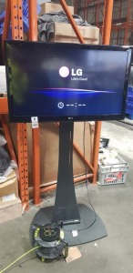 1 X LG LED-LCD TV 42 ( 42LE4500-ZA ) COMES ON A PRESENTATION METAL STAND WITH POWER CABLE AND REMOTE