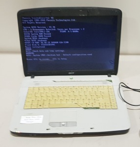 1 X ACER 5710 LAPTOP - HARD DRIVE WIPED - NO OS - WITH CHARGER