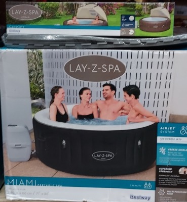 BRAND NEW BESTWAY MIAMI LAY-Z-SPA PORTABLE SPA
120 BUBBLE JET SYSTEM, FREEZE SHIELD & MULTI FUNCTIONAL PUMP-INFLATED SIZE 1.80 X 66 CM. 
ADDITIONAL ACCESSORIES : LAY-Z-SPA CANOPY & INTERLOCKING FLOOR PROTECTOR MAT (NOTE: VAT NOT APPLICABLE ON THIS LOT)