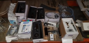 APPROX 25 PIECE MIXED PLUMBING LOT TO INCLUDE ASCENT SHOWERING RANGE GEMINI SQUARE PUSH BUTTON SHOWER VALVE 2 OUTLET, CHROME SQUARE BOTTLE TRAP & OUTLET PIPES, FREEZE-IT PIPE FREEZER SPRAY KIT, PRIMAFLOW CENTRAL HEATING INHIBITOR, ETC