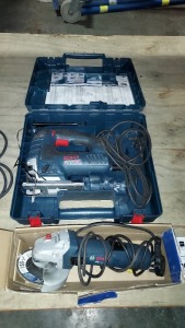 2 PIECE MIXED LOT TO INCLUDE BOSCH PROFESSIONAL GST 150 BCE JIGSAW AND GWS 7-115 GRINDER