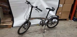 1 X RALEIGH EVO TWO FOLD UP BICYCLE