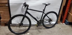 1 X PINNACLE LITHIUM FOUR BICYCLE WITH SHIMANO GEARS ( FRAME DIMENSIONS - 19 INCH FRAME )