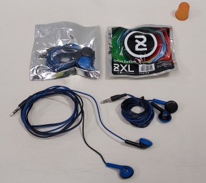 125 X BRAND NEW SKULLCANDY AUX OFFSET EARPHONES IN BLUE AND BLACK (HALF A BOX - PICK LOOSE)