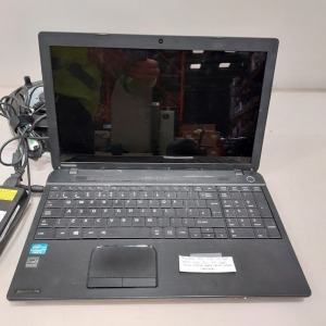 1 X TOSHIBA PRO C50 LAPTOP - INTEL CORE I3 3RD GEN - SOLID STATE - HARD DRIVE WIPED - NO OS - (WE WERE ONLY ABLE TO POWER UP WITH BLANK SCREEN) WITH CHARGER