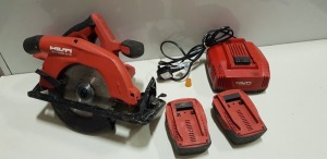 HILTI CIRCULAR SAW SC 70W-A22, 2 BATTERIES & A CHARGER