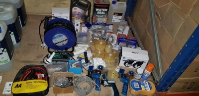 MISC LOT OF 30+ ITEMS INCLUDING WATER SEAL, 5W-30 ENGINE OIL, TROLLEY WHEELS, TAPE, BOOSTER CABLES, EXTENSION LEAD 50M, TAPE GUNS, ROLLERS, RIVETS, LABEL REMOVER ETC - IN HALF A BAY