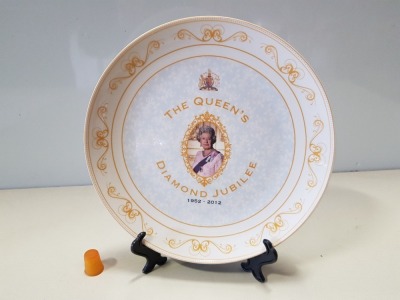 144 X THE QUEEN'S DIAMOND JUBILEE 1952-2012 PLATE WITH A DISPLAY STAND IN 18 BOXES